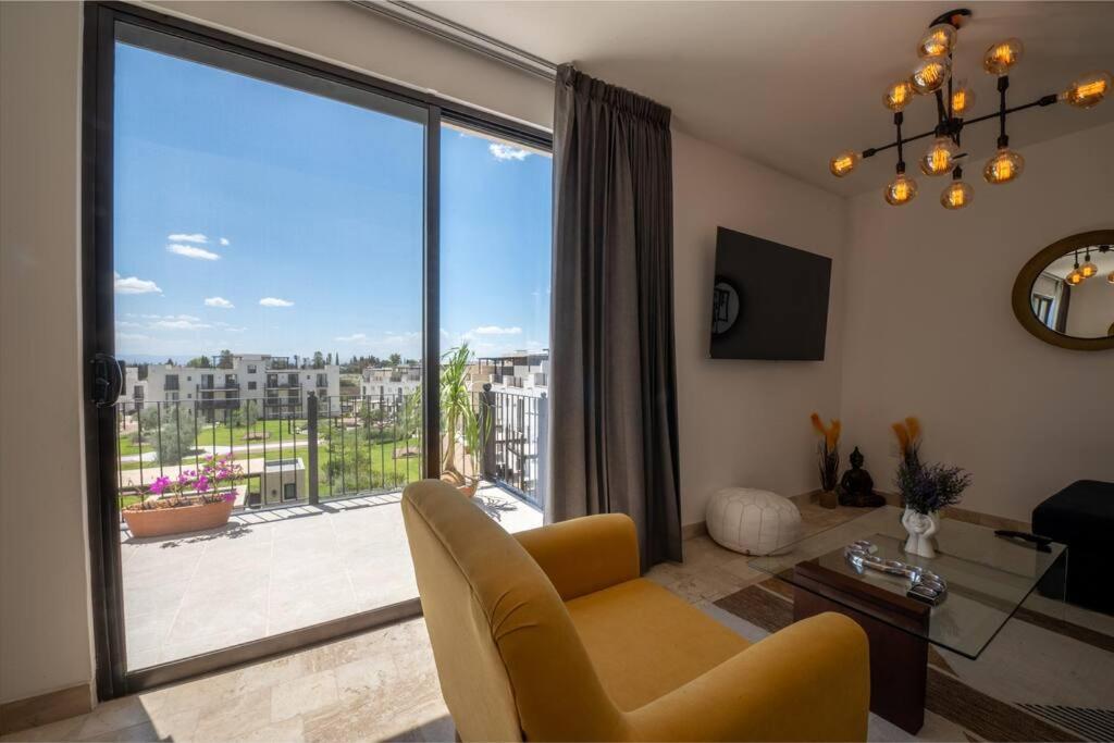 شقة Lujoso Departamento San Miguel- La Luminaria سان ميغيل دي الليندي المظهر الخارجي الصورة